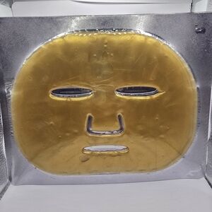 Gold Face Mask